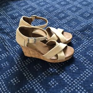 TOMS wedges, size 8